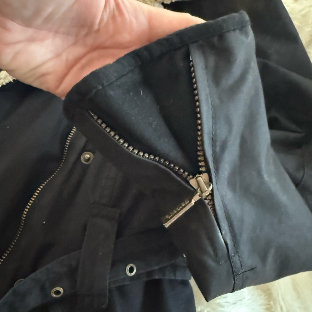Quality winter coat w pocket,Barbour US size 6 (small) black fuzzy warm like new - Picture 6 of 12
